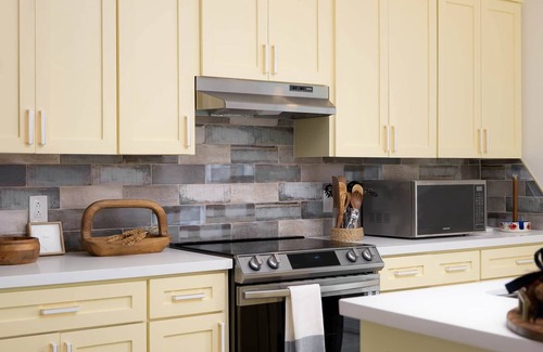 Port Isabel Casa | Full Beach House - Sleeps up to 12 in private units each with full kitchens!