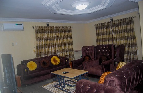 Abeokuta Casa | Full Bungalow Apartment at a Peaceful Location