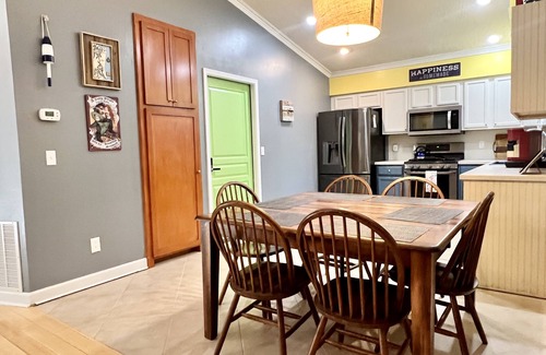 Fernandina Beach Casa | Full HOME with hot tub! Enjoy your stay at The Salty Dog!