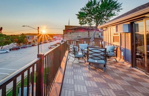 Prescott Condominio | Balcony | Fireplace | Game Room Access | Steps to Downtown & Riverfront
