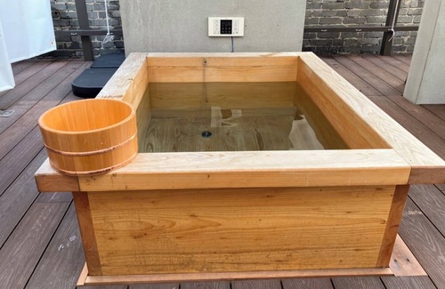 Chuo-ku Casa | Full kitchen with private sauna & open-air bath. A space that makes you forget about time!