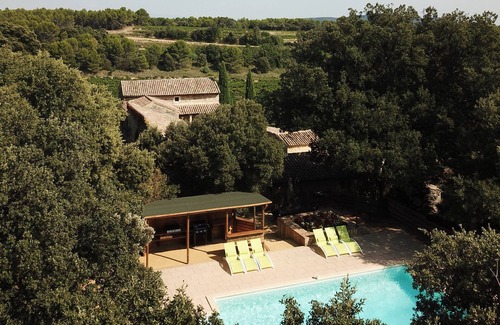 Saint-Alexandre Casa | tipo completo, piscina privada, entre Aviñón y Uzes, auténtica Provenza Mas