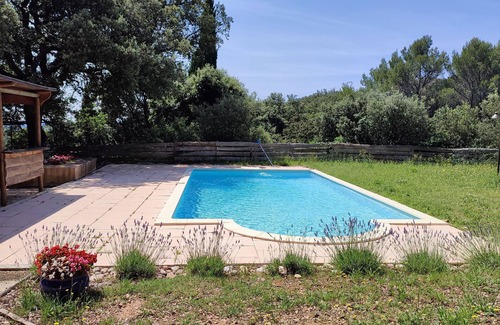 Saint-Alexandre Casa | tipo completo, piscina privada, entre Aviñón y Uzes, auténtica Provenza Mas