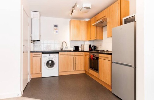 Larkhall Apartamento | Full of light 1BR apartment in Stockwell