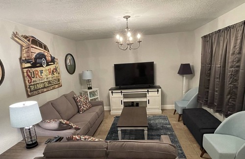 Grover Beach Casa | Full Private House 1/2 mile to the Beach
