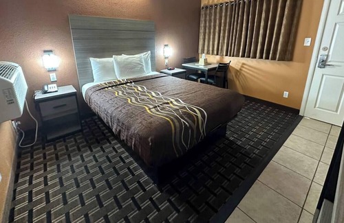 Victorville Casa | Full Property New Corral Motel - 3 Bedrooms