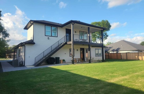Austin Casa | Full Two-Story House close to Downtown Austin, Texas