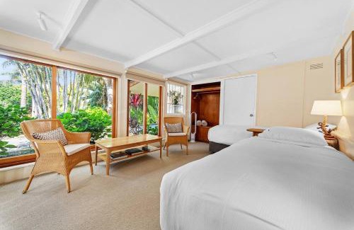 Byron Bay Casa | Fuller Holidays - Belongil Beachside Cottage