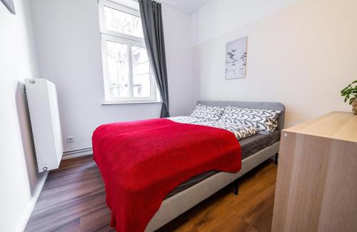 Halle Apartamento | FullHouse - Halle - NH14 - Daylight Bathroom - 3 Bedrooms