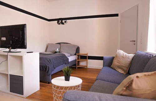 Halle Apartamento | FullHouse - Halle - T28 - Panda Apartment