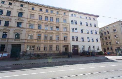 Halle Apartamento | FullHouse - Halle - T28 - Wolf Apartment