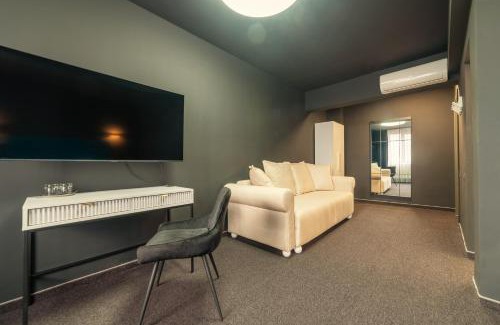 Old Town Hotel | Fullton Central