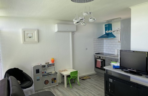 Addlethorpe Chalet De Esquí | Fully air conditioned holiday chalet close to the beach with wifi