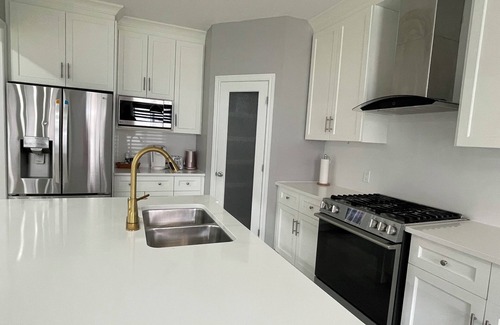 Kitchener Casa | Fully Detached 4 Bedroom House in Kitchener