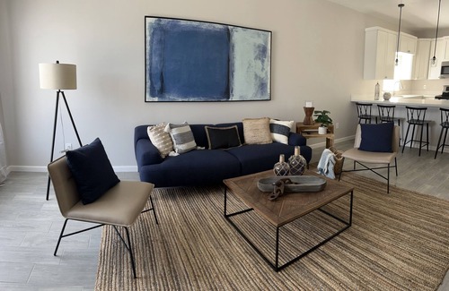 Brownsville Apartamento | Fully Equipped:2BR/2BA,Office,Laundry,Full kitchen,Near, SPI,Space X and more.