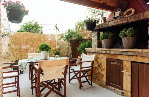Melikia Apartamento | Fully equipped and functional apartment in the heart of the village.