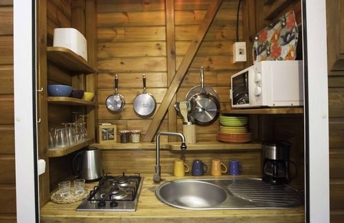 Deshaies Casa | Fully equipped bungalow with outdoor kitchen, air conditioning, Italian shower bathroom