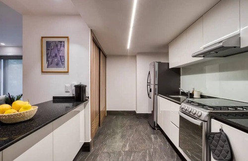 Hipodromo Condesa Apartamento | Fully equipped kitchen, internet, comfy beds, business lounge, swim lane.