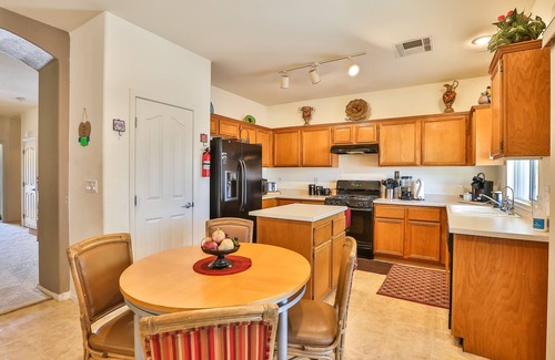 North Las Vegas Casa | ¡Totalmente equipado! Hogar para mascotas y para familias