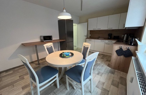 Bad Salzungen Apartamento | Fully equipped vacation apartment with loggia, whirlpool bath and massage shower