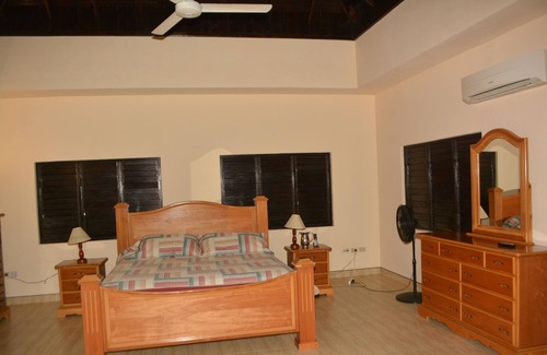 West End Casa | La mejor villa totalmente equipada en NegrilRANCHO RELAXO !