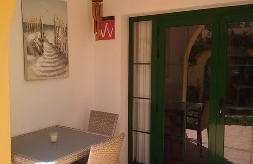 Caleta de Fuste Apartamento | Fully Re-furbished Apartment on the popular Castillo Mar Complex