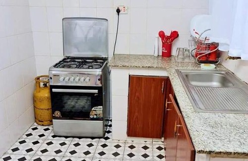 Hospital Apartamento | Fully Funrished 3 Bedroom Apartment with a Pool in Milimani Nakuru