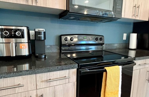 Brownsville Apartamento | Fully Furnished 1 bedroom apartment at Wildrose Villas
