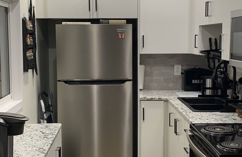 Owen Sound Apartamento | Fully furnished 1 bedroom, laundry, kitchen, parking tent, Internet, Netflix