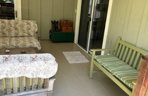 Sonoma Apartamento | Fully furnished 1 bed in-law apartment at the end of a quiet country lane.....