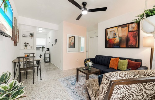 East Little Havana Apartamento | Fully Furnished 1BR Apartment in Miami's heart, easy access to major highways!