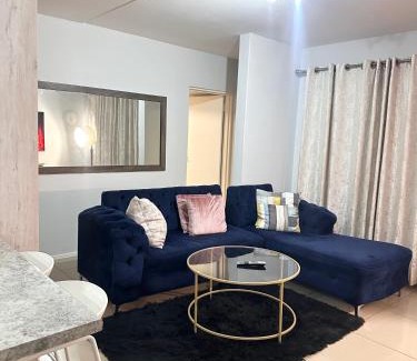 Weltevredenpark Apartamento | Fully Furnished 3 bedroom apartment rental