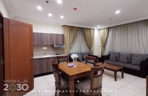 Qurish Street Apartamento | Fully Furnished 3 Rooms Serviced Apartment FOR RENT Sari St / UNIT 5