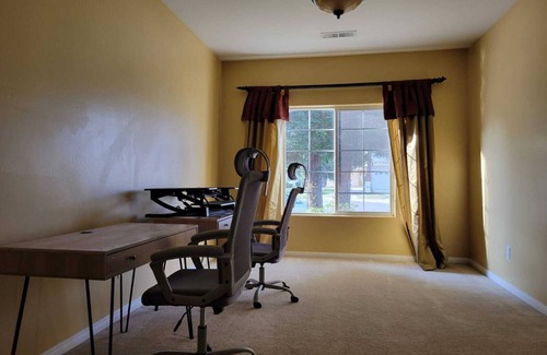 Greenacres Casa | Fully furnished 4BR House at safe classy SW Neighborhood up to 12 guests