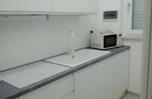 Lama Apartamento | Fully furnished apartment with all amenities, located a few meters from the sea.