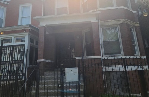 Woodlawn Apartamento | Fully furnished bedroom within 15 minutes of everything!!