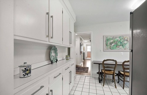 Grosse Pointe Casa | Fully furnished Grosse Pointe City rental