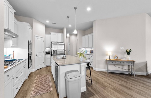 Keller Casa | Fully Furnished Serene 4BR,2BA House in Keller, TX