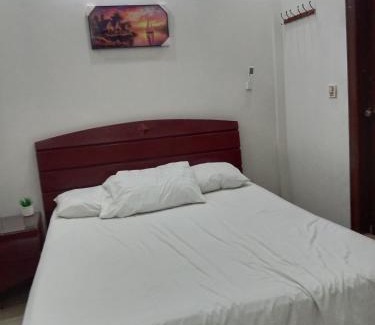 D.H.A. Apartamento | Fully Furnished Studio Apartment Bukhari Commercial