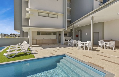 Birtinya Apartamento | Fully Furnished - Studio