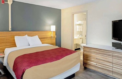 Clinton Apartamento | Fully Furnished Studio Available + breakfast and cleaning, 2 week min stay