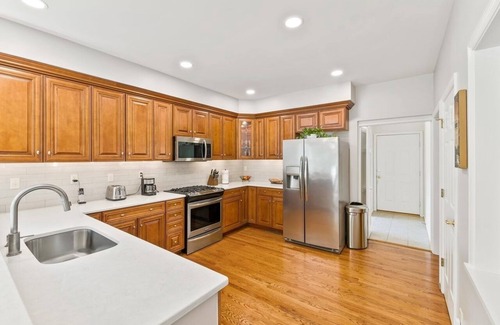 Rio Casa | Fully Furnished 3BR/3.5BA Home in Charlottesville