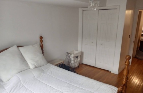 Communipaw Apartamento | Fully Independent apartment with garage Manhattan Views