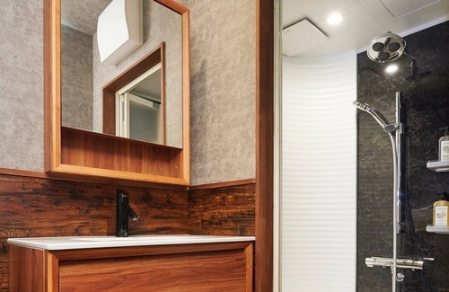 Ashinoyu Casa | Fully private villa to enjoy private time in an art space / Ashigarashimogun Kanagawa