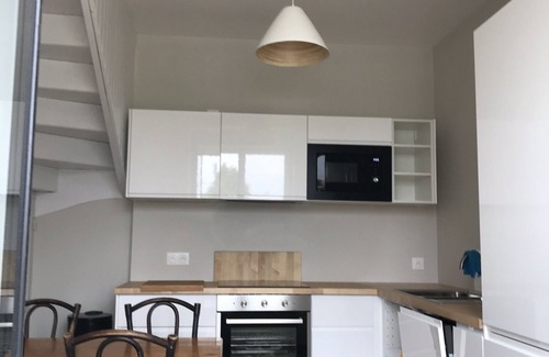 Ploudalmezeau Casa | Fully renovated house 100m from Portsall harbour and beach