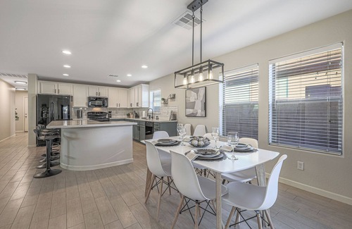 Sun City Casa | FULLY REMODELED STUNNING AZ OASIS -PARKS, TENNIS, VOLLEYBALL, BASKETBALL COURTS!