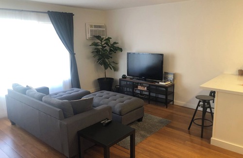 Melrose Condominio | Fully Remodeled 1 Bedroom Apartment - West Hollywood - Prime Walking Location