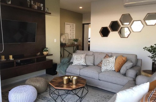 Tezoyuca Apartamento | Fully Renovated Apartment Available in Cuernavaca