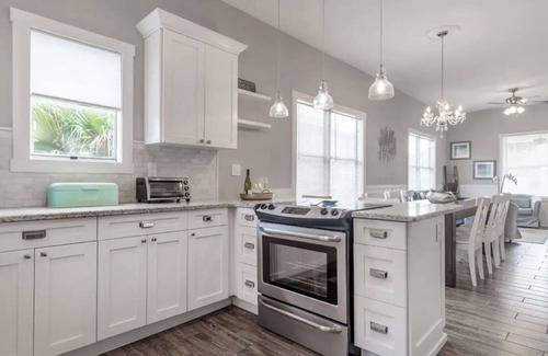 East Ybor Casa | Fully Renovated Historic Ybor Bungalow