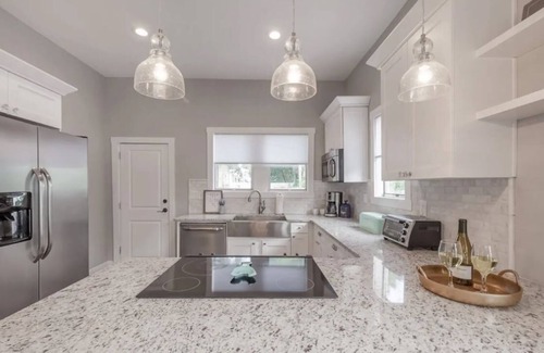 East Ybor Casa | Fully Renovated Historic Ybor Bungalow